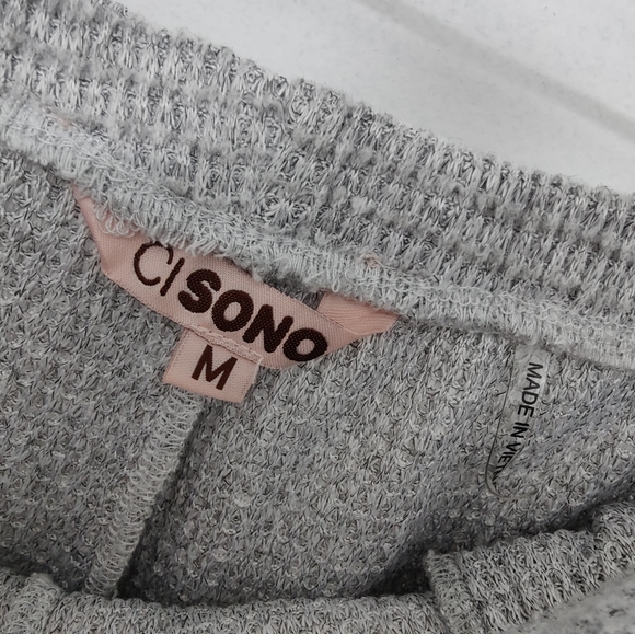 Cisono grey shorts size M - Picture 3 of 4